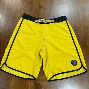Howler Brothers Bruja Board Shorts Size 32